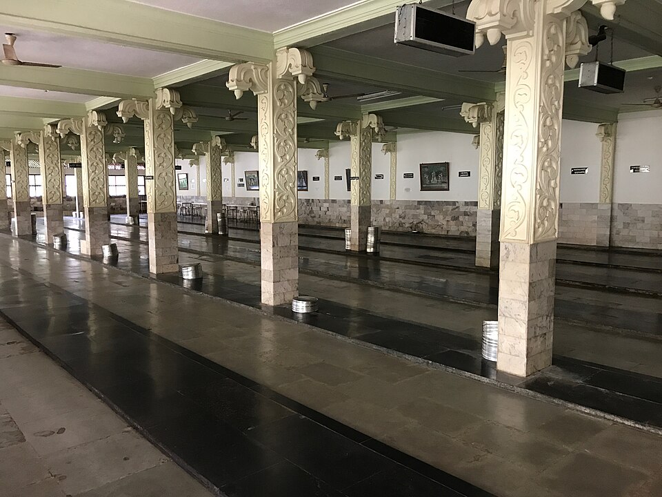 Free community kitchen, daana volunteer run daily dining hall Annapurna Hindu temple Mudbidri Karnataka India