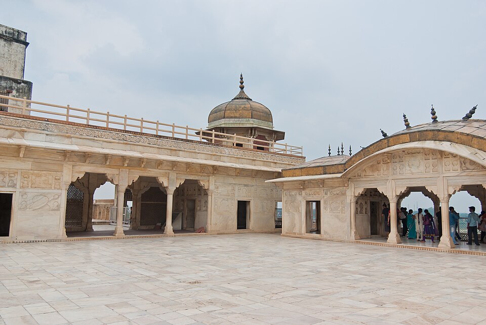 A courtyard within Agra Fort
